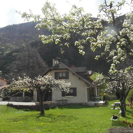 Au Vieux Tilleul Panzió Veynes Kültér fotó