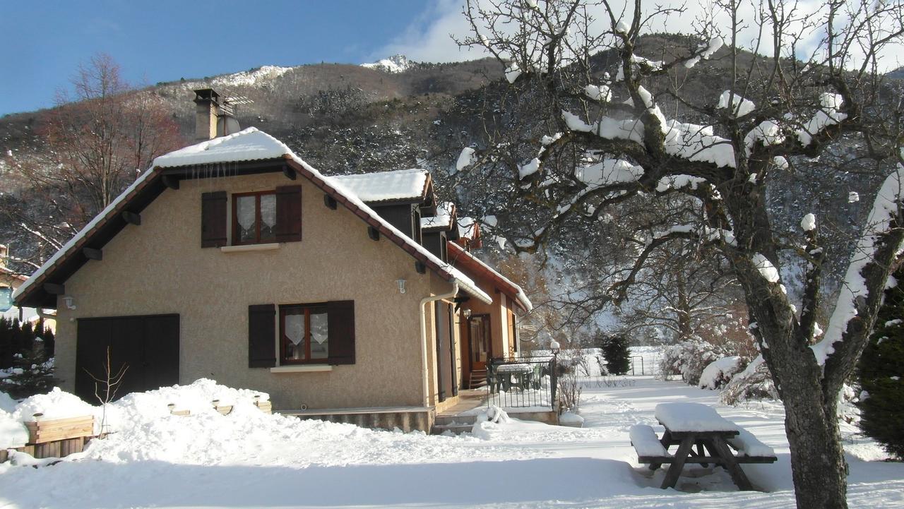 Au Vieux Tilleul Panzió Veynes Kültér fotó